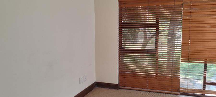 4 Bedroom Property for Sale in WestLake Country Safari Estate North West
